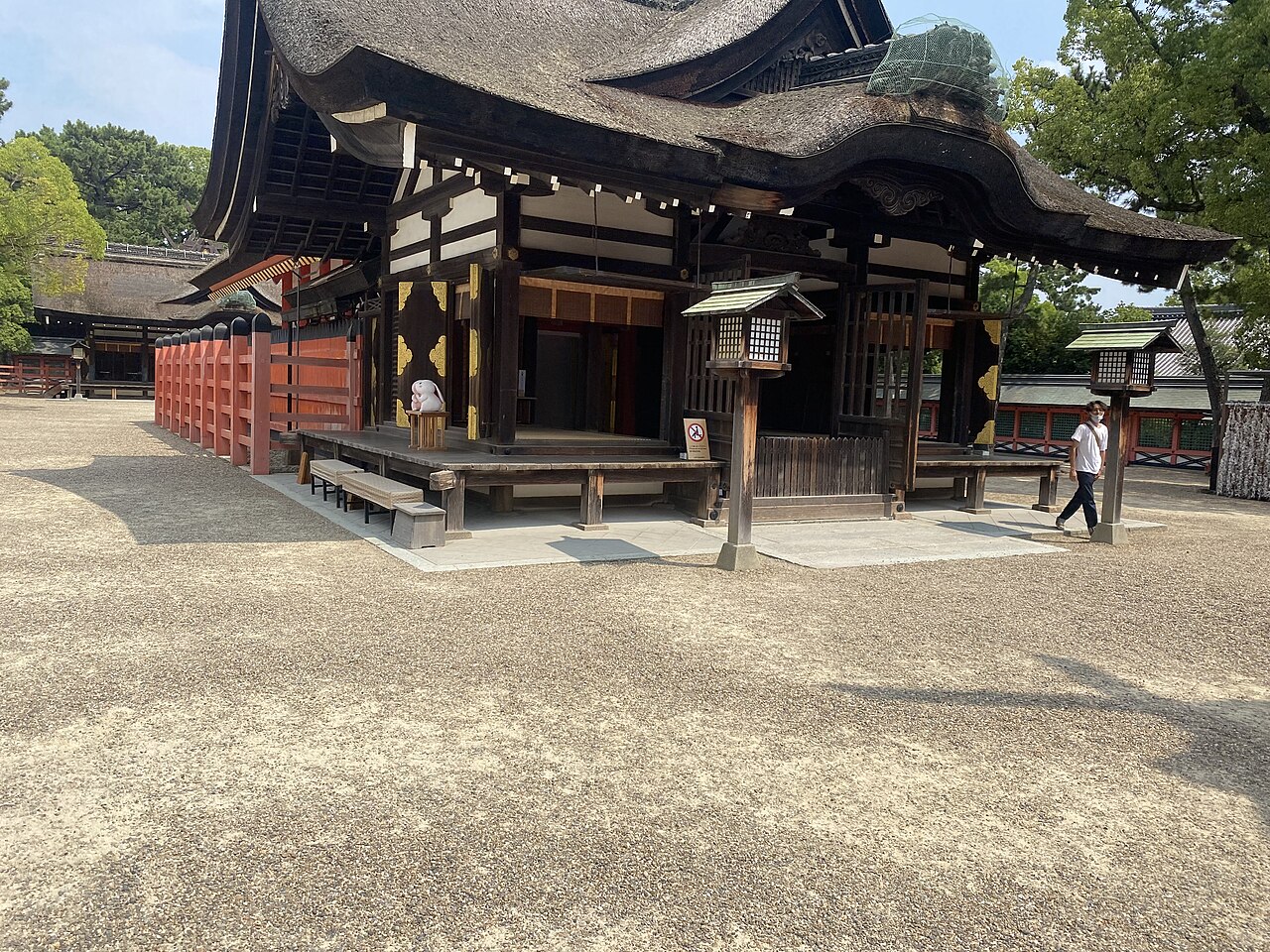 Sumiyoshi Taisha (shrine with arc bridge)