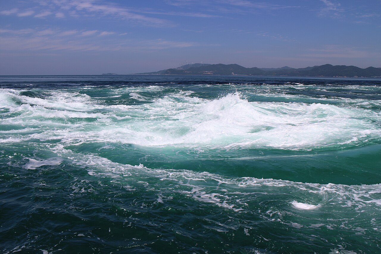 鳴門の渦潮 (Naruto Whirlpool)