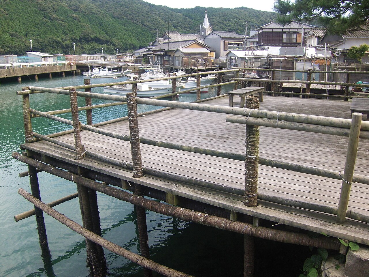 Sakitsu Settlement & Church