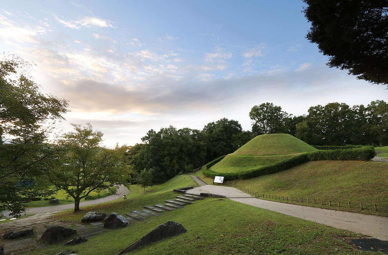 Takamatsuzuka Tumulus