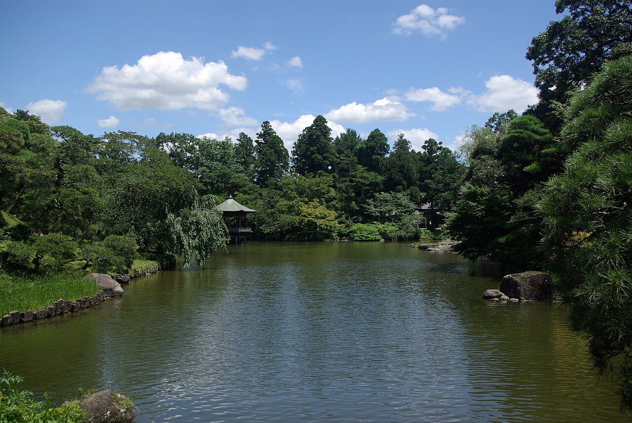 Narita-san Park - Ryuchinō Pond