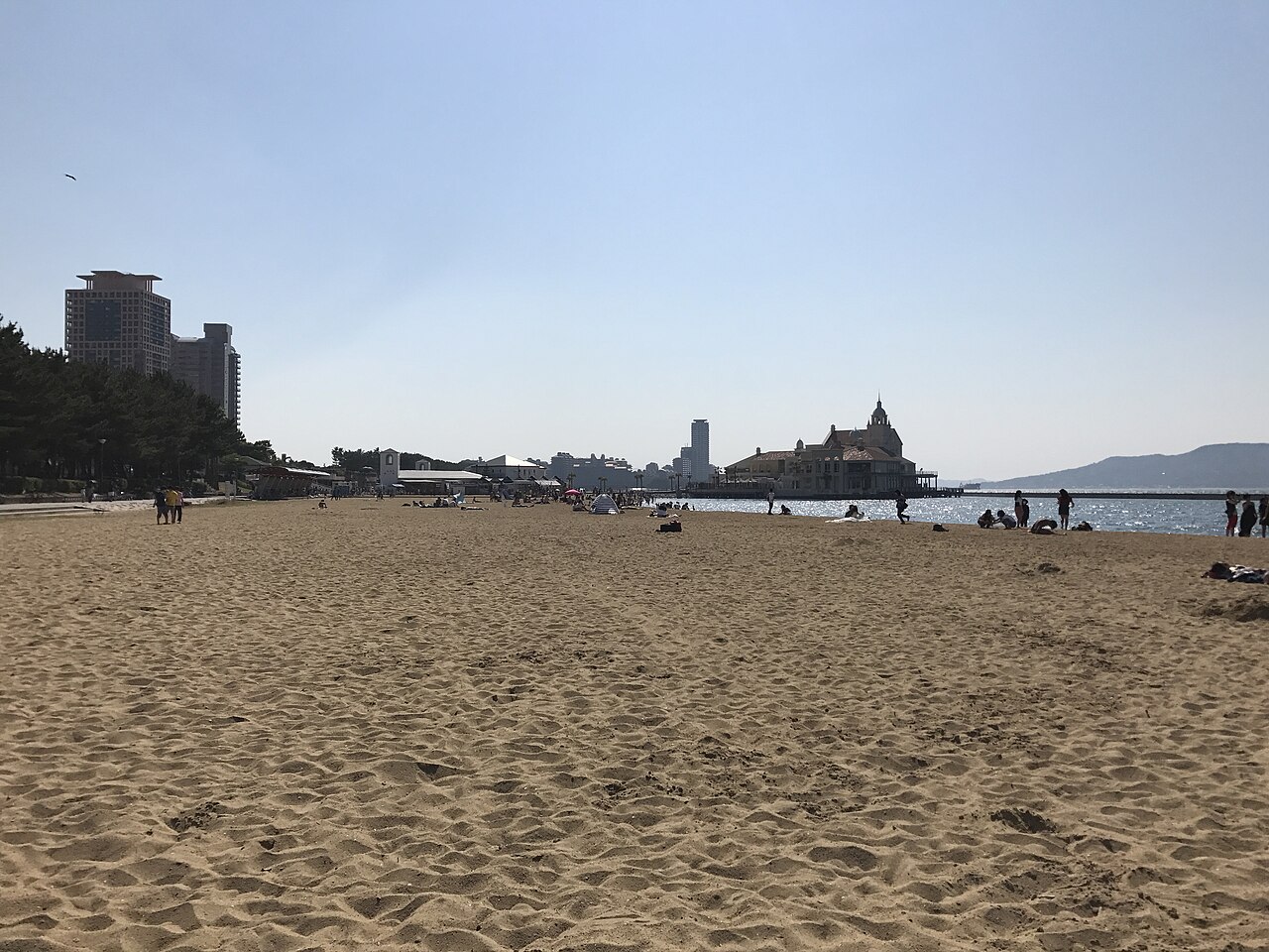 Seaside Momochi Beach Park