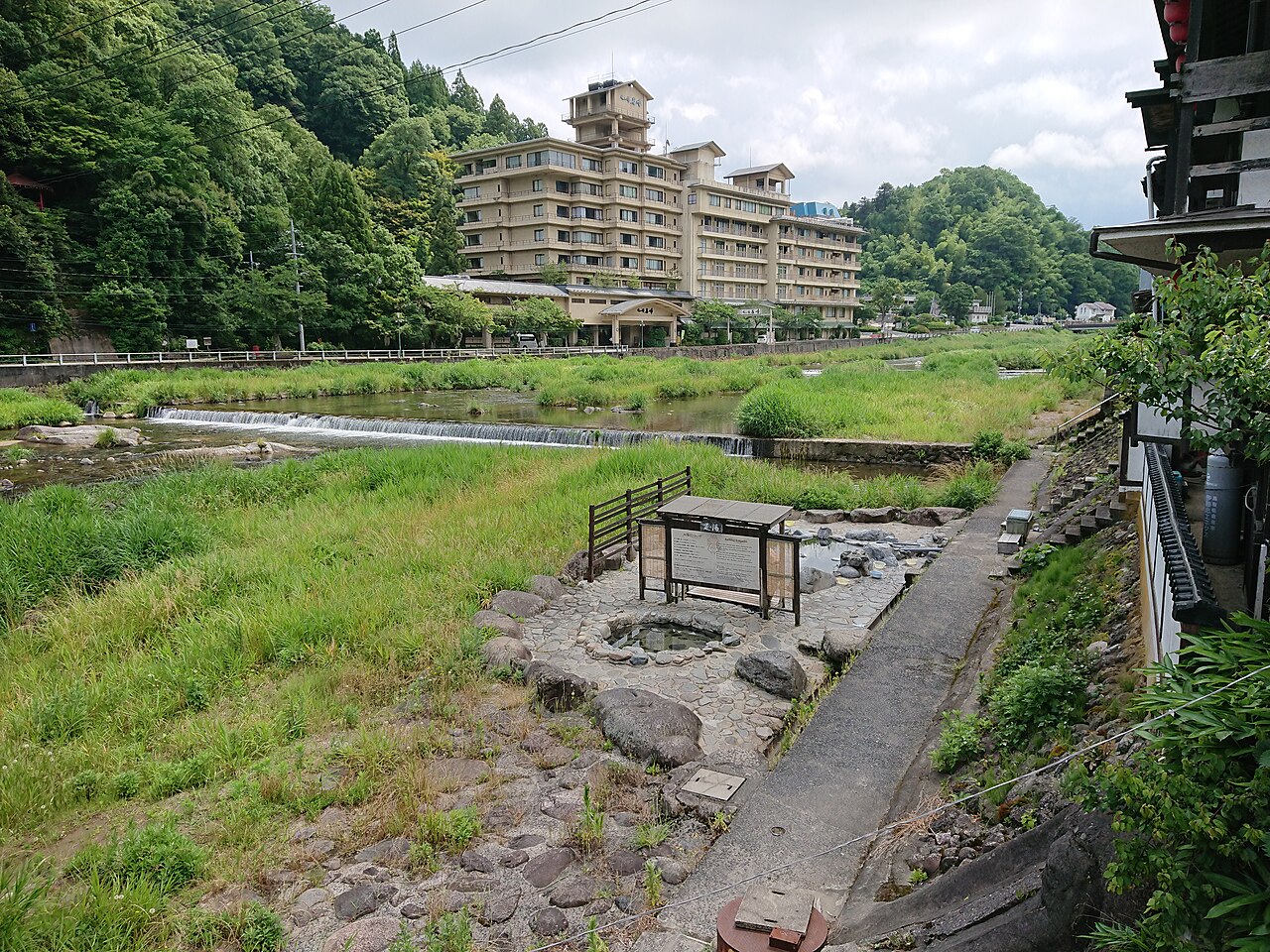 Yunokawa Onsen Area + Footbath
