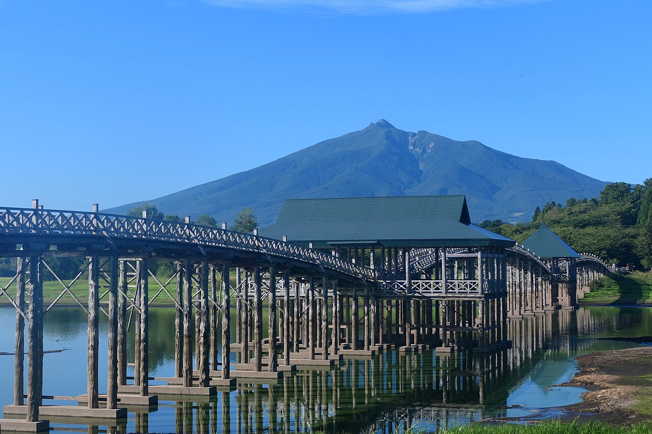 Tsuru-no-Mai Bridge