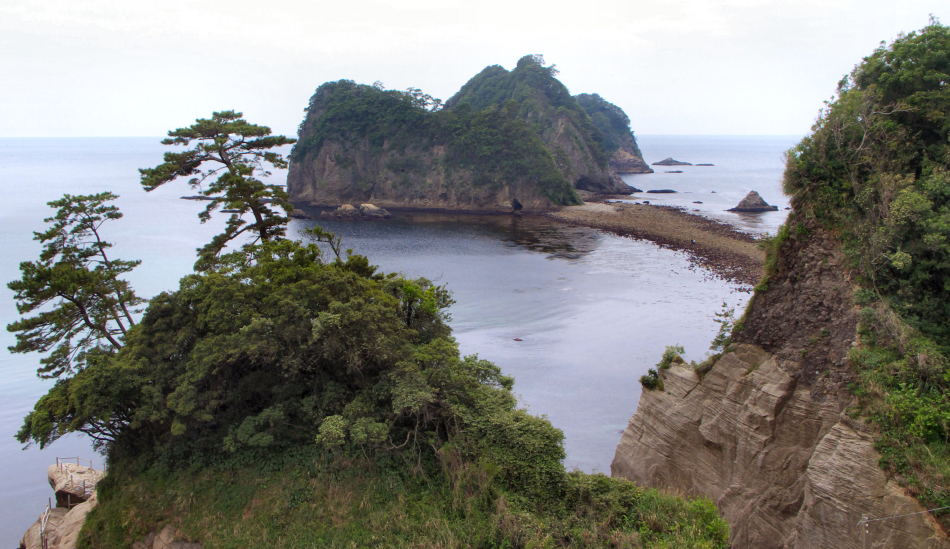 Doigashima Cave Cruise
