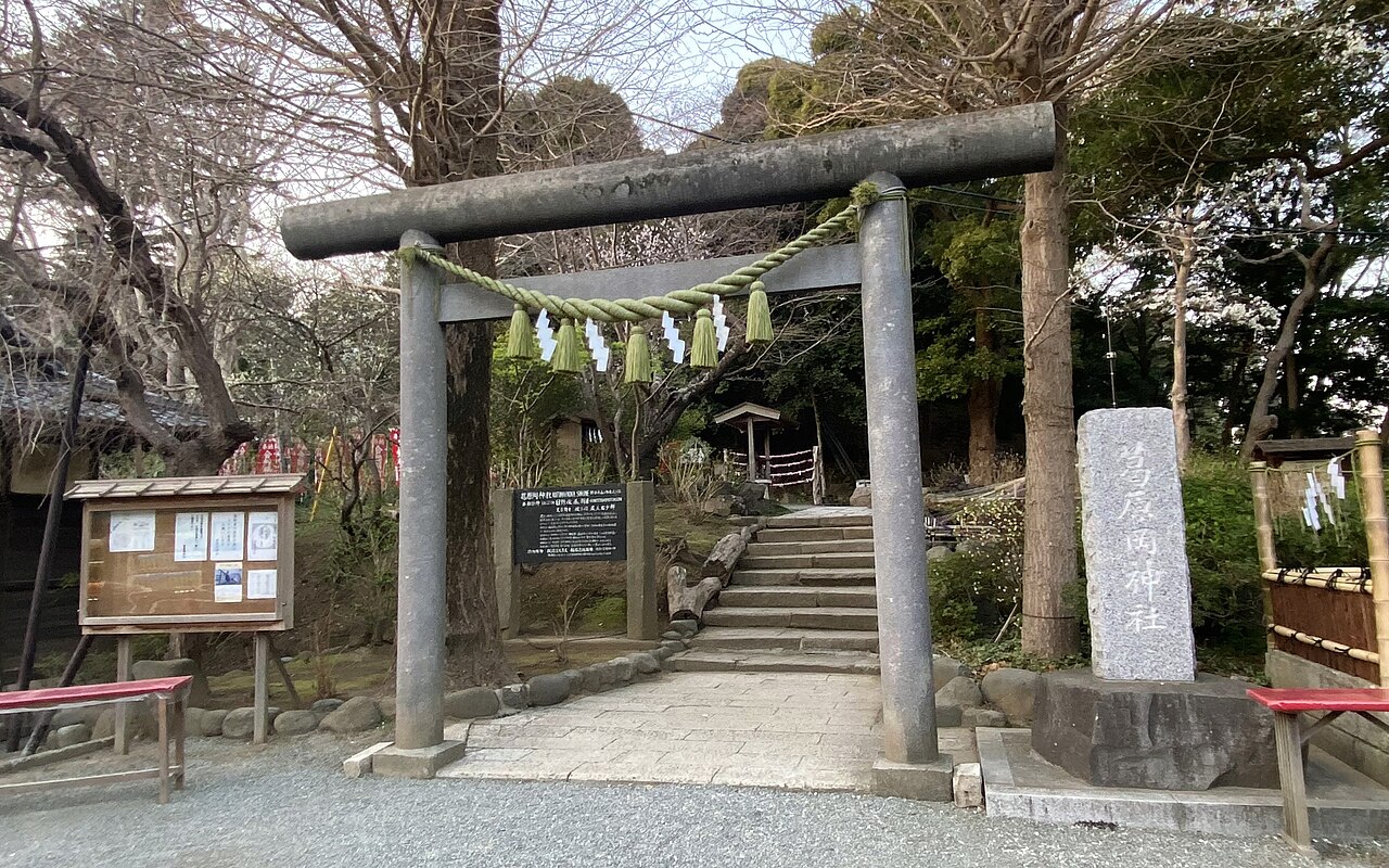 Kuzuharaoka Shrine