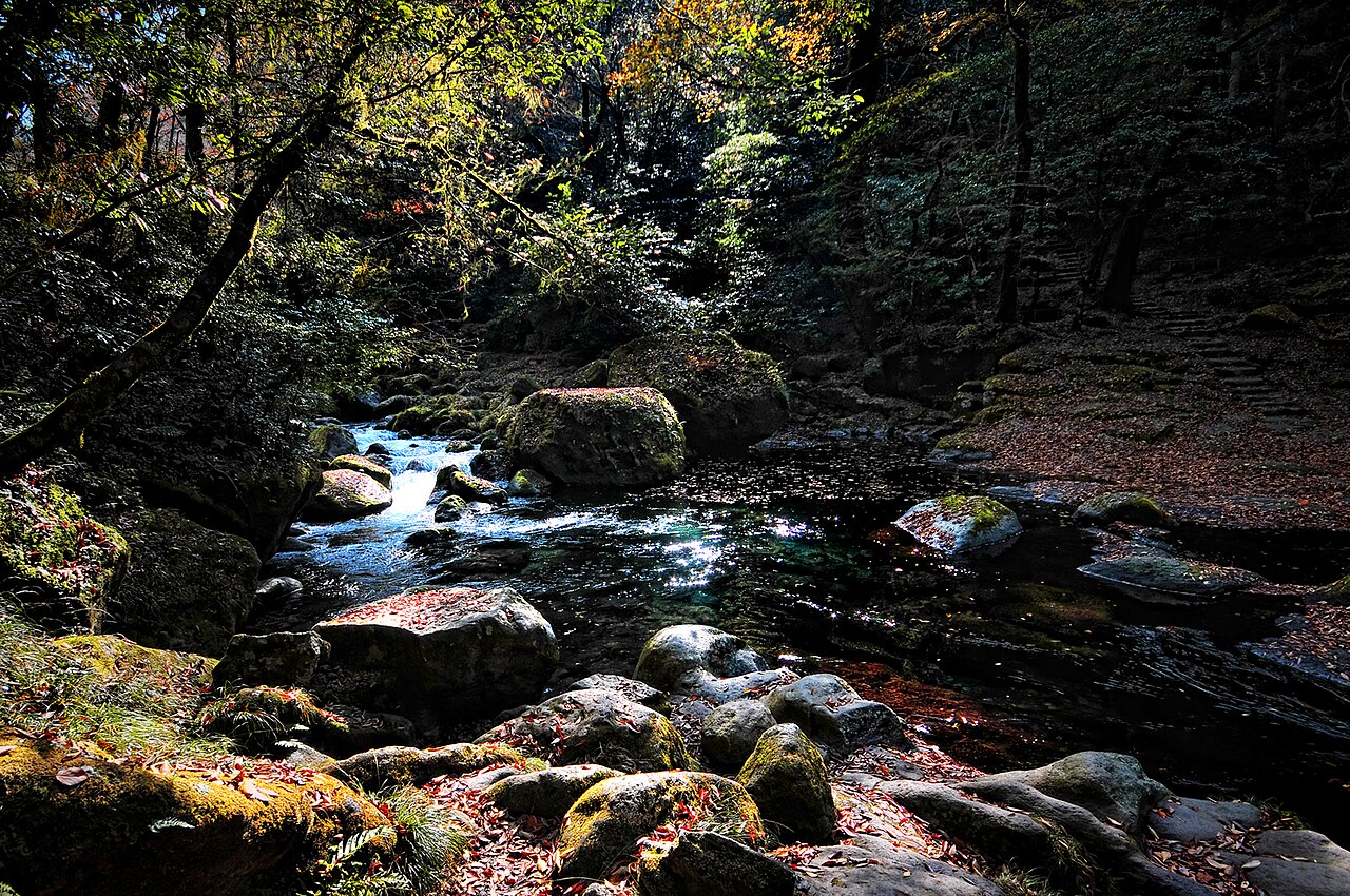 Kikuchi Gorge