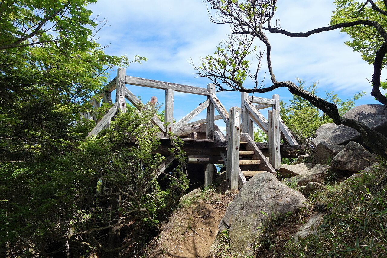 Hangetsuyama Viewpoint