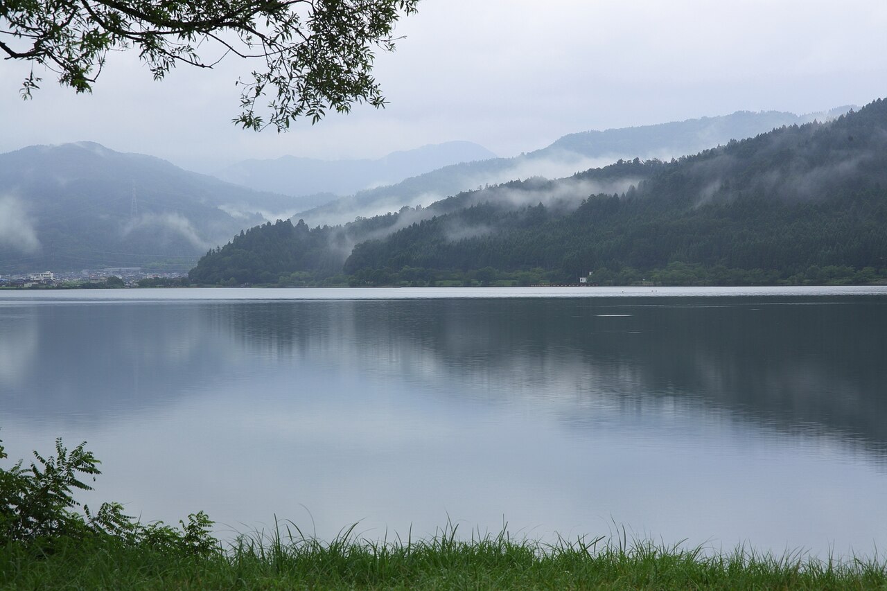 Yogo Lake