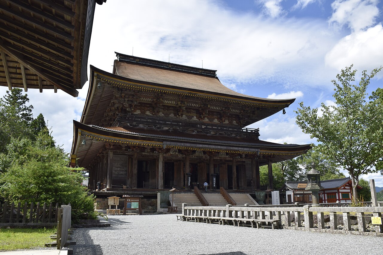 Main hall (Zaō-dō)