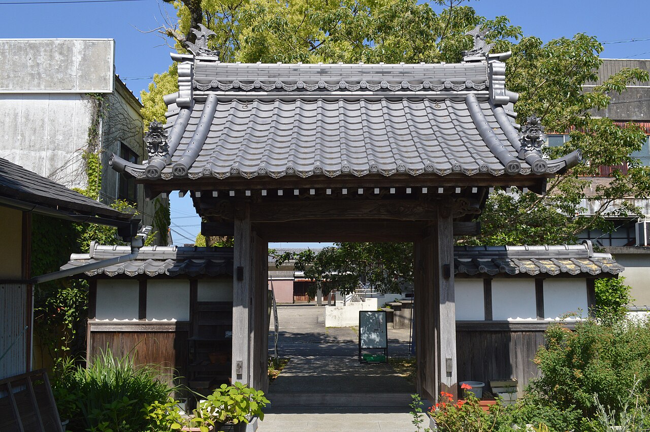 Temple gate and grounds
